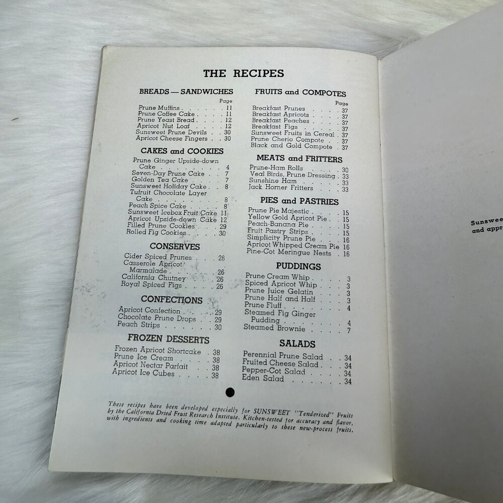 1934 Sunsweet Prunes Recipe Book - Recipes and Information USA - Picture 7 of 8